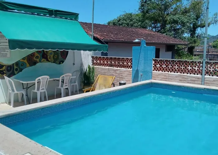Leo'S Clan Beach Hostel